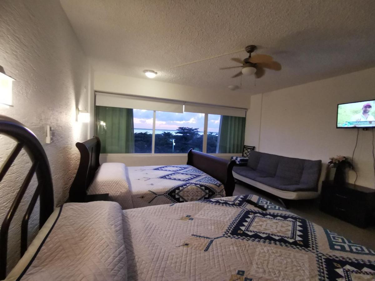 Suites Brisas Канкун Екстериор снимка