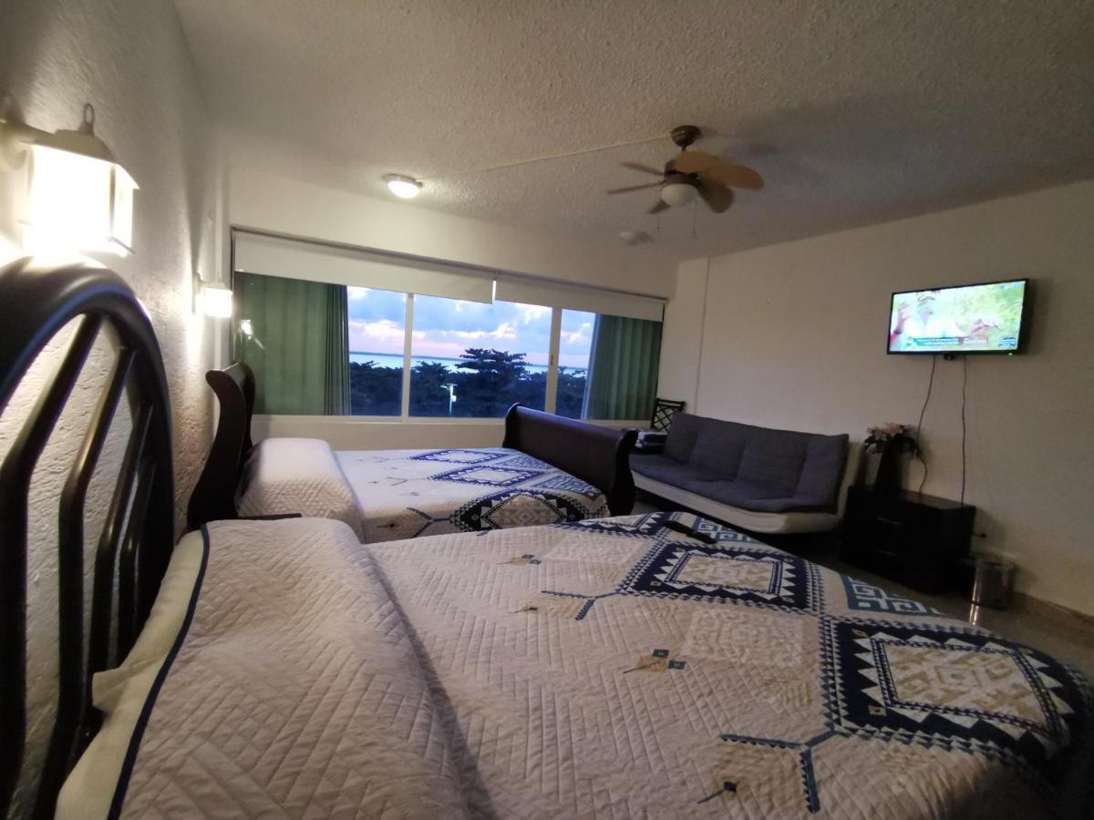 Suites Brisas Канкун Екстериор снимка